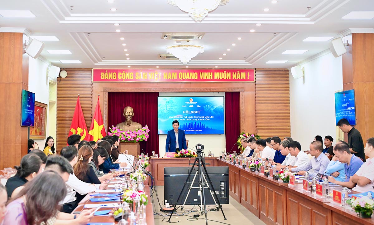 Ứng dụng Trí tuệ nhân tạo và Dữ liệu lớn: Động lực mới đưa du lịch Việt Nam phát triển bền vững