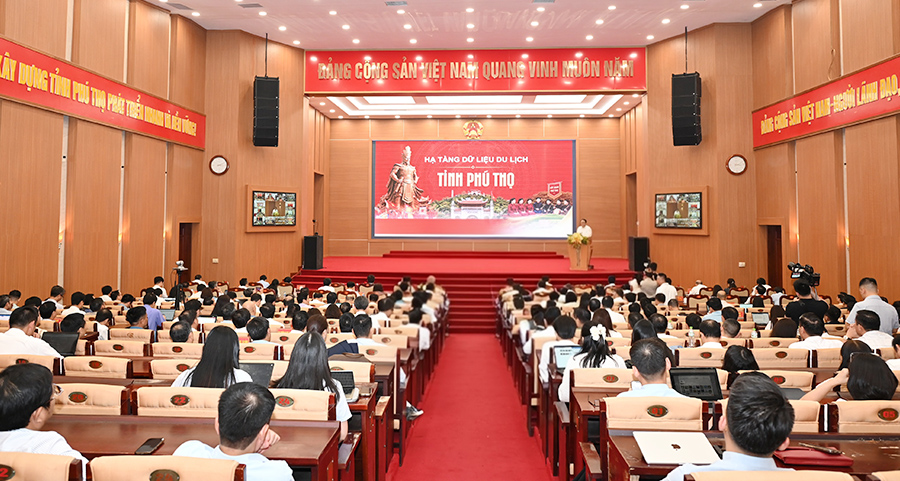 Bộ VHTTDL và tỉnh Phú Thọ ký kết chương trình phối hợp về thúc đẩy chuyển đổi số, phát triển du lịch thông minh