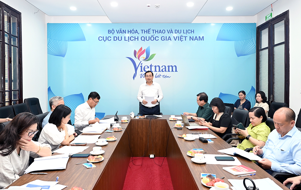 Cục Du lịch Quốc gia Việt Nam họp lấy ý kiến chuyên gia về Đề án “Phát triển du lịch trở thành ngành kinh tế mũi nhọn trong kỷ nguyên mới”
