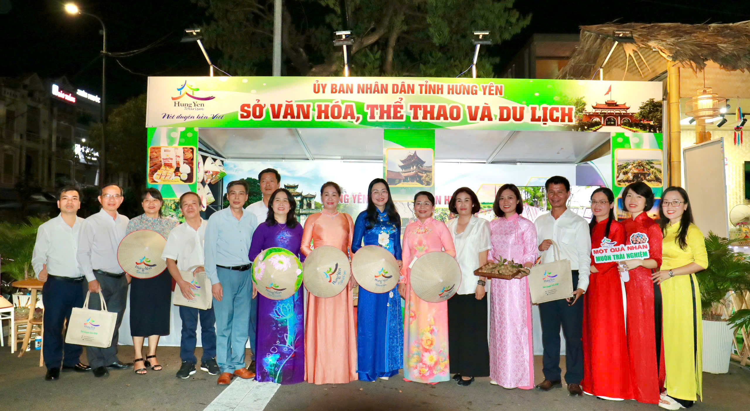 HƯNG YÊN QUẢNG BÁ, XÚC TIẾN DU LỊCH TẠI TRIỂN LÃM “KHÔNG GIAN DU LỊCH, VĂN HÓA - HỘI NHẬP VÀ LAN TỎA” TẠI GIA LAI