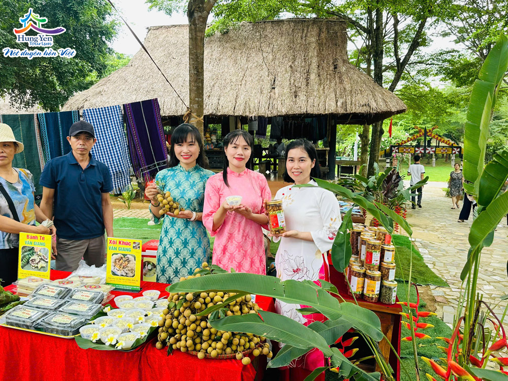Quảng bá văn hóa, du lịch và nét đẹp con người Hưng Yên tại Làng Văn hóa – Du lịch các dân tộc Việt Nam