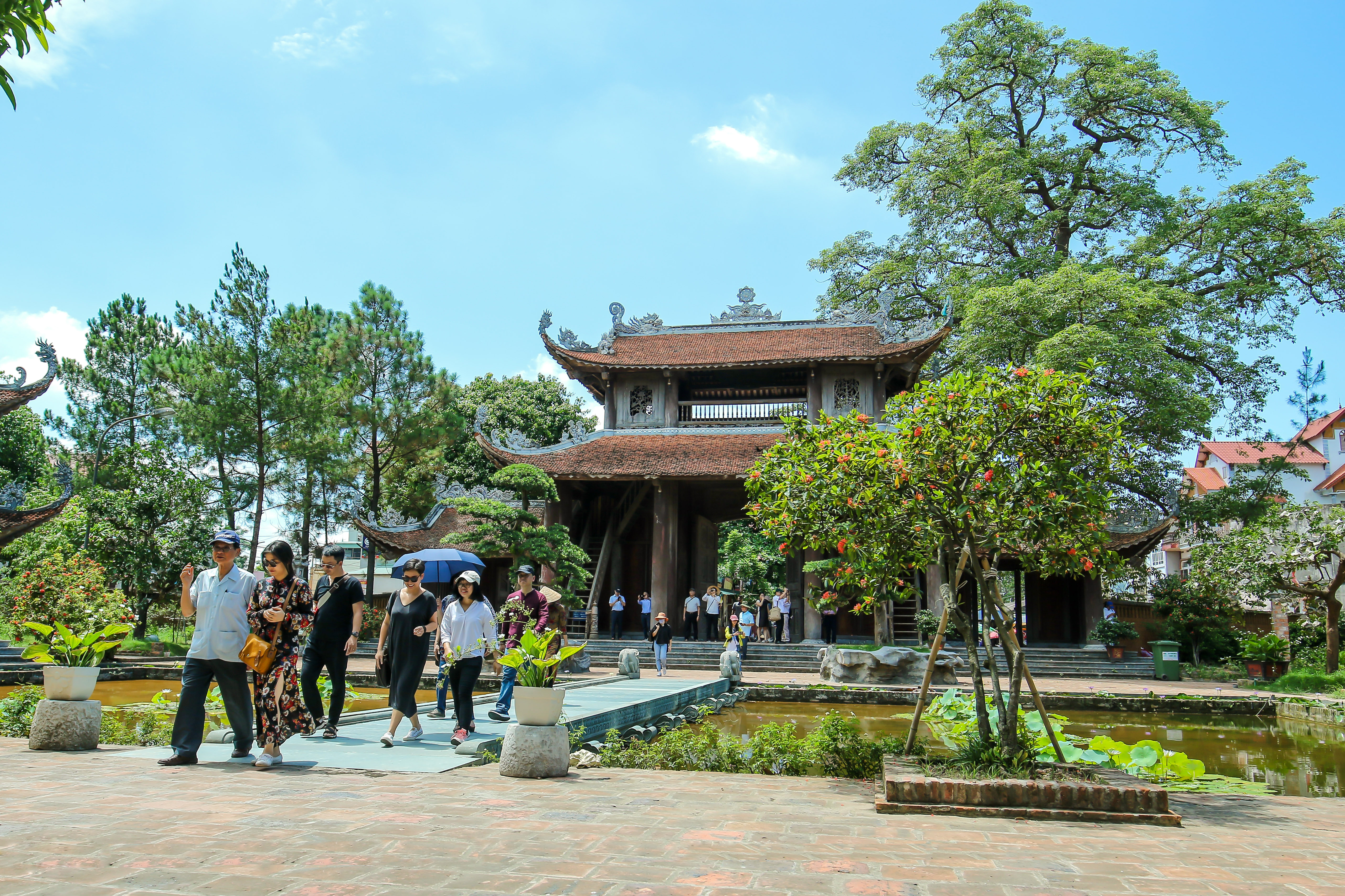 Công bố Quyết định công nhận Điểm du lịch: Di tích lịch sử - văn hóa Quốc gia chùa Nôm